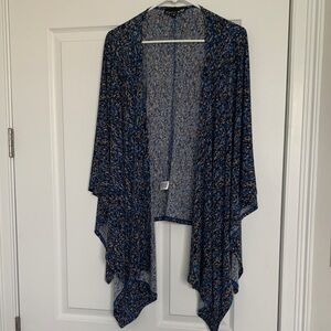 C & C studio Light Knit Wrap